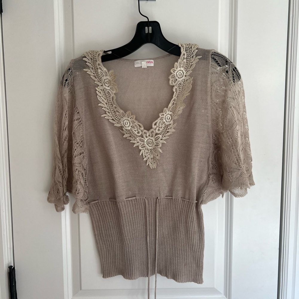 American Retro Lace Top